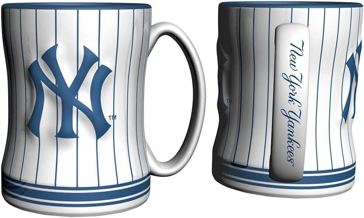 NY Yankees sculptured ceramic mug with pinstripes design and logo.